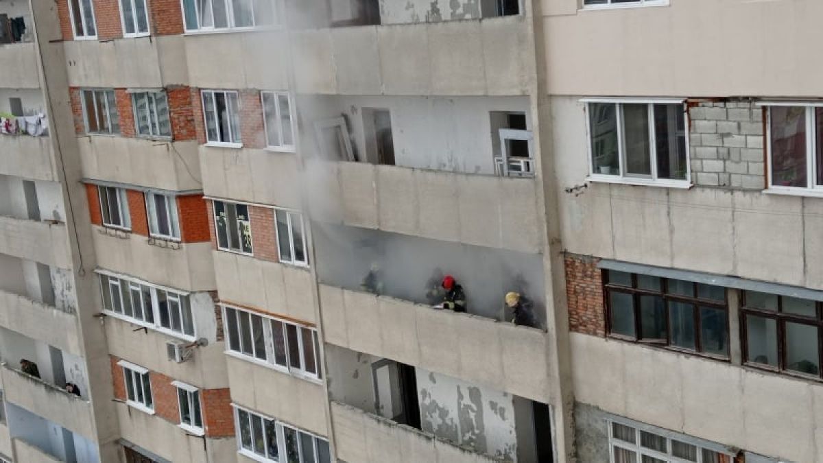 Incendiu în sectorul Ciocana: A luat foc un apartament dintr-un bloc de locuit de pe strada M. Sadoveanu (VIDEO)