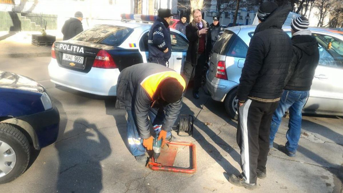 INP continuă demontarea dispozitivelor anti-parking