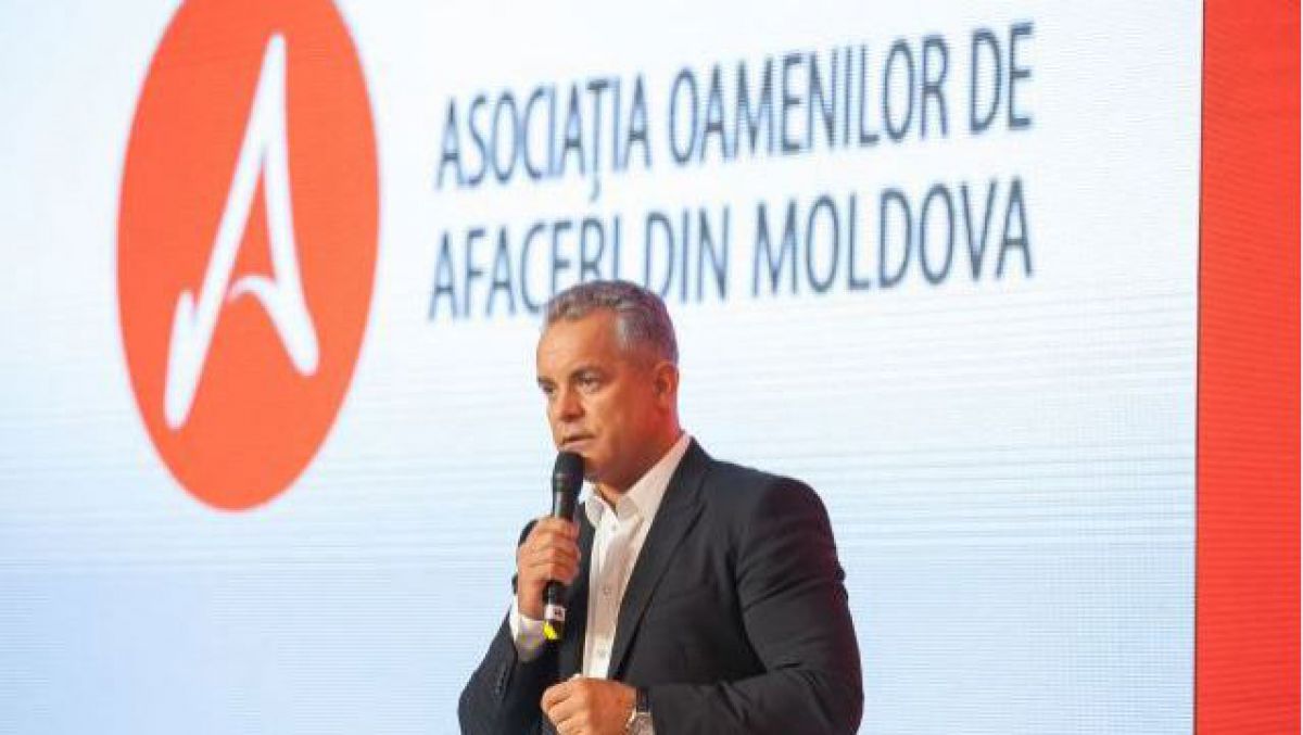Instanța a amendat Asociația Oamenilor de Afaceri din Moldova, fondată de Vladimir Plahotniuc 