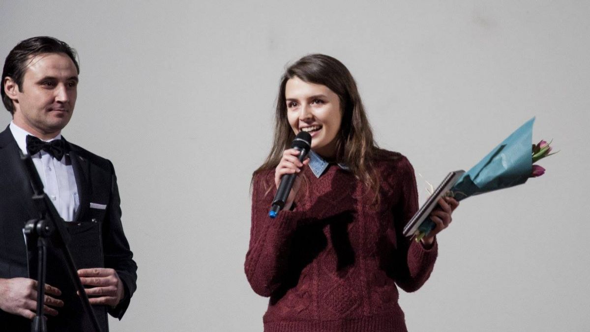 INTERVIU cu Lucia Lupu, tânără regizoare, câștigătoarea premiului pentru „cel mai bun debut” în cadrul Festivalului Filmului Dedicat Drepturilor Omului