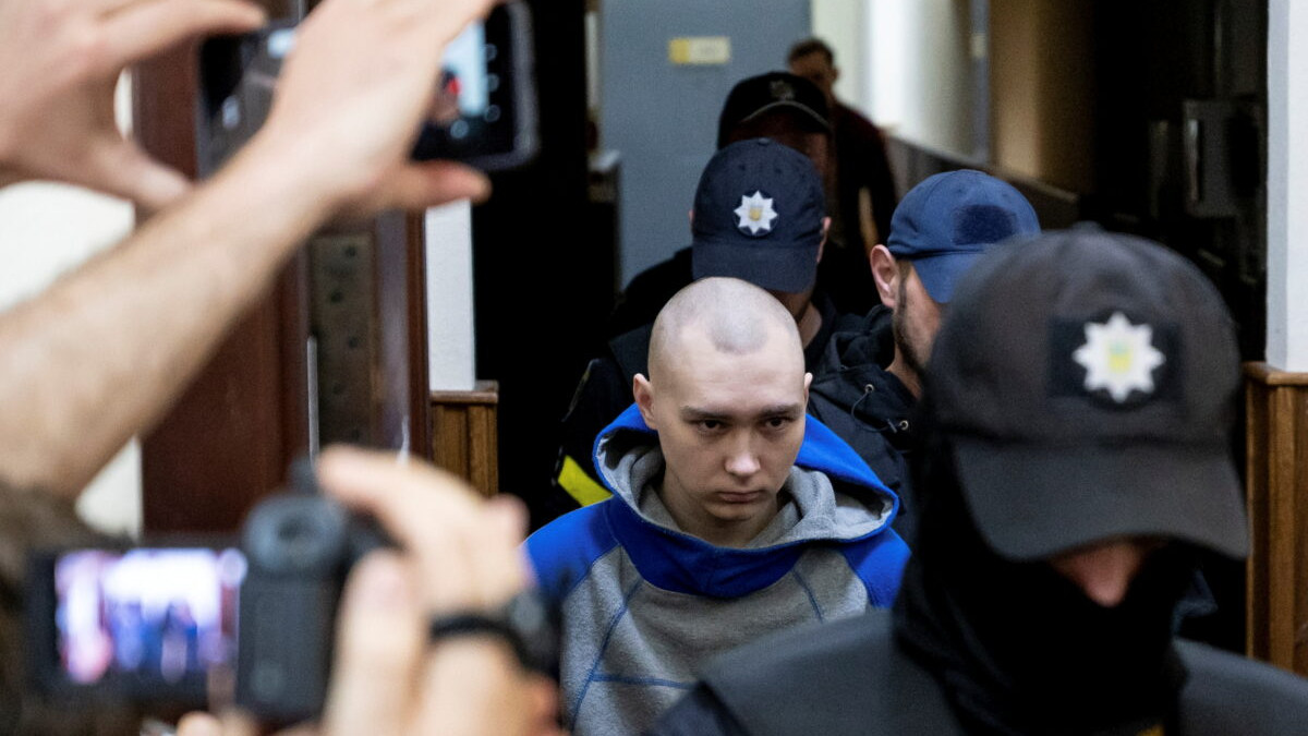 Interviu cu mama soldatului rus judecat pentru crime de război: Cine poate ucide un om? Vadim nu ar putea (VIDEO)