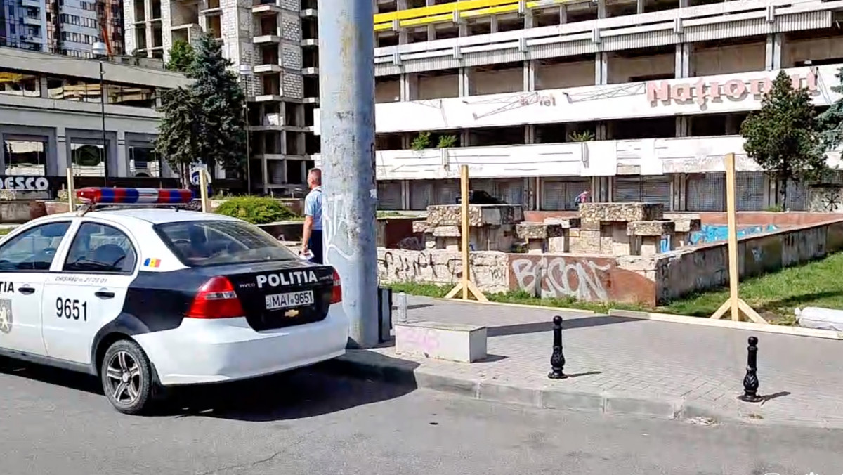 Ion Ceban a semnat o dispoziție care ar anula autorizația de demolare a Hotelului Național (DOC)