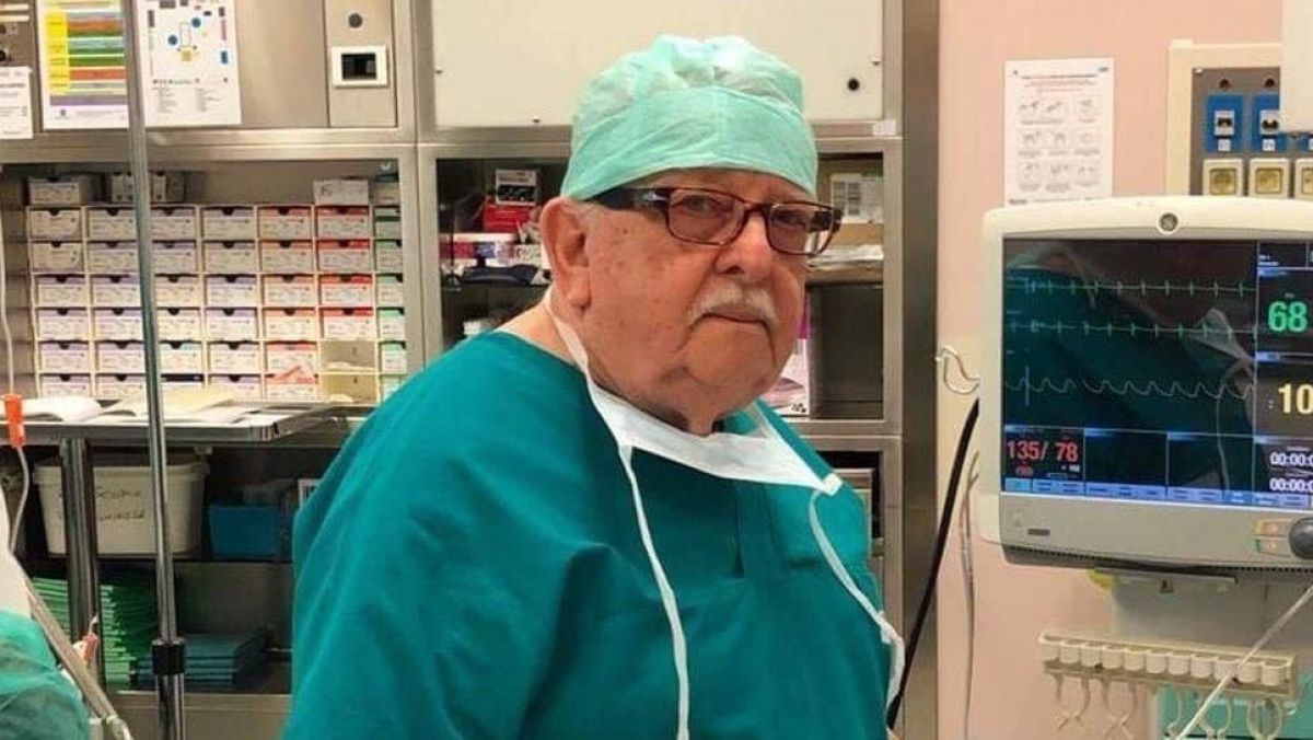 Italia: Un medic în vârstă de 85  de ani se întoarce la spital pentru a trata bolnavii de COVID-19