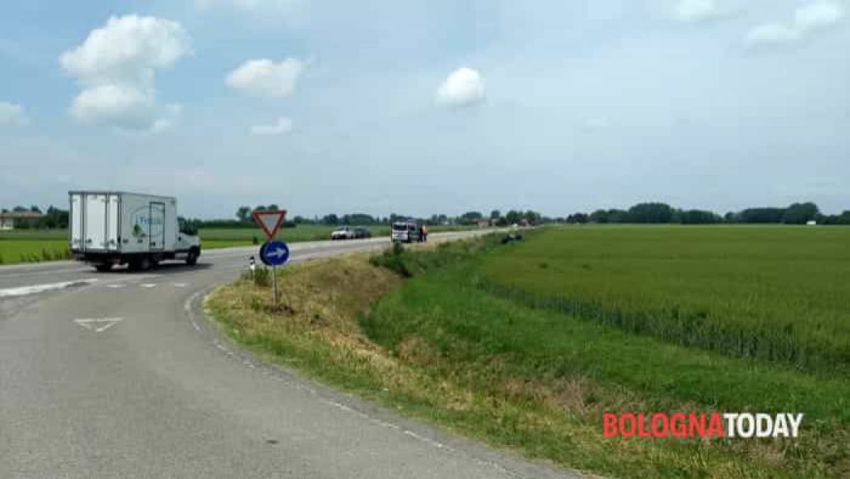 Italia: Un tânăr moldovean, lovit mortal de un camion în timp ce traversa strada