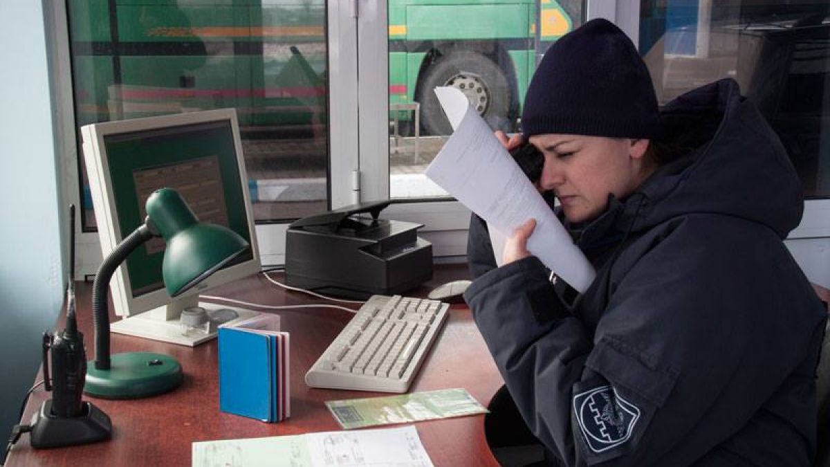 La frontieră, depistați cu acte false. Ce pedeapsă riscă