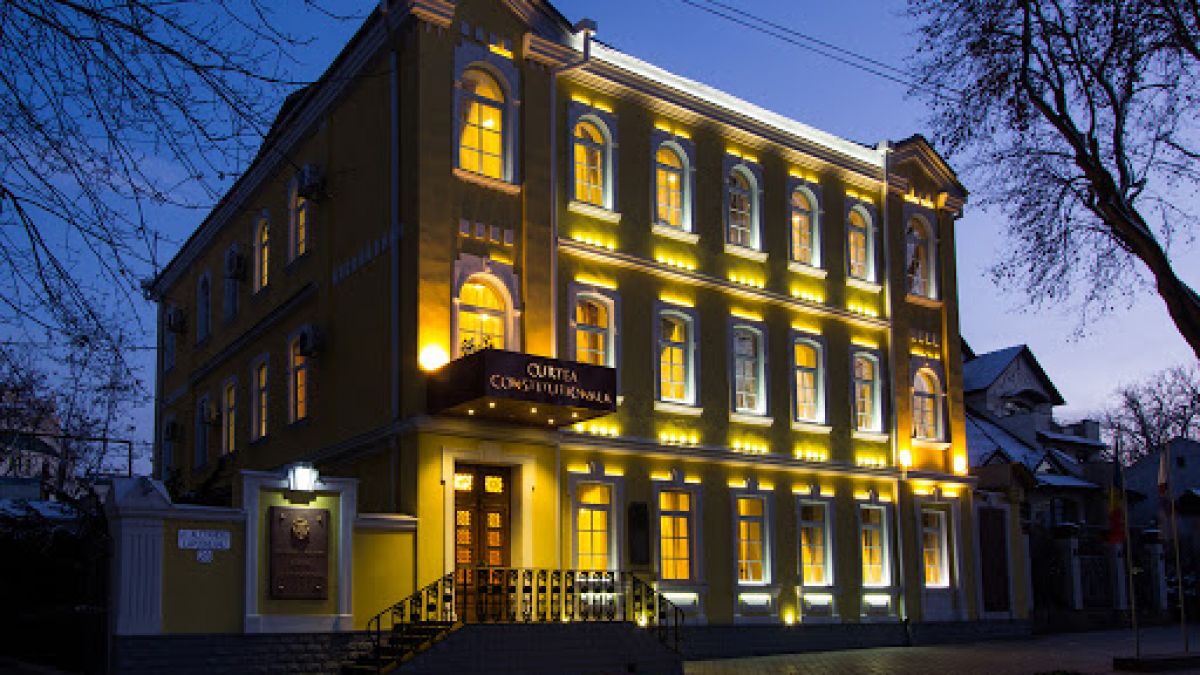 Curtea Constituțională pune capac creditului rus. Acordul de finanțare, declarat neconstituțional (DOC)