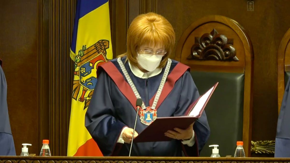 Abrogarea „legii miliardului” este neconstituțională. Datoria rămâne pe spatele cetățenilor