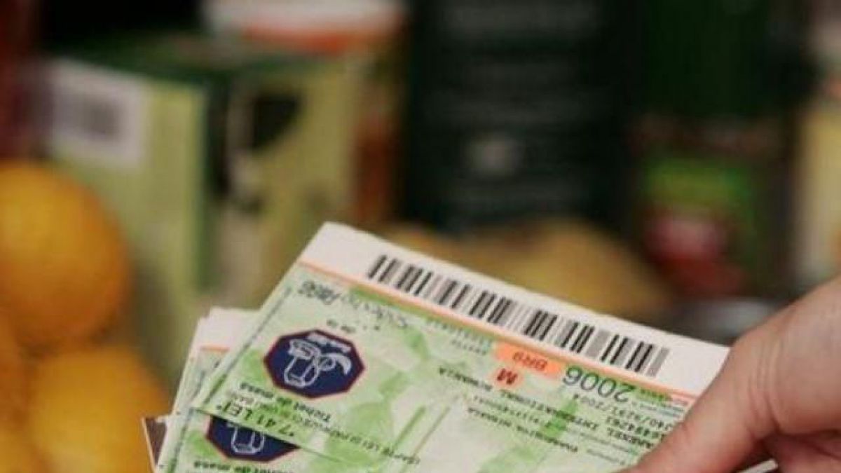 Legislativul va veni cu un proiect de lege care va permite oferirea tichetelor de masă pentru angajați