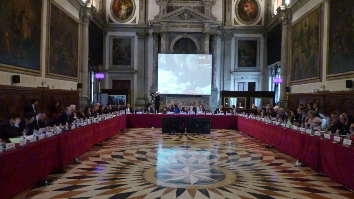 Lipsă de transparență și predictibilitate. Comisia de la Veneția a criticat modul în care au fost promovate modificările la Legea Procuraturii (DOC)