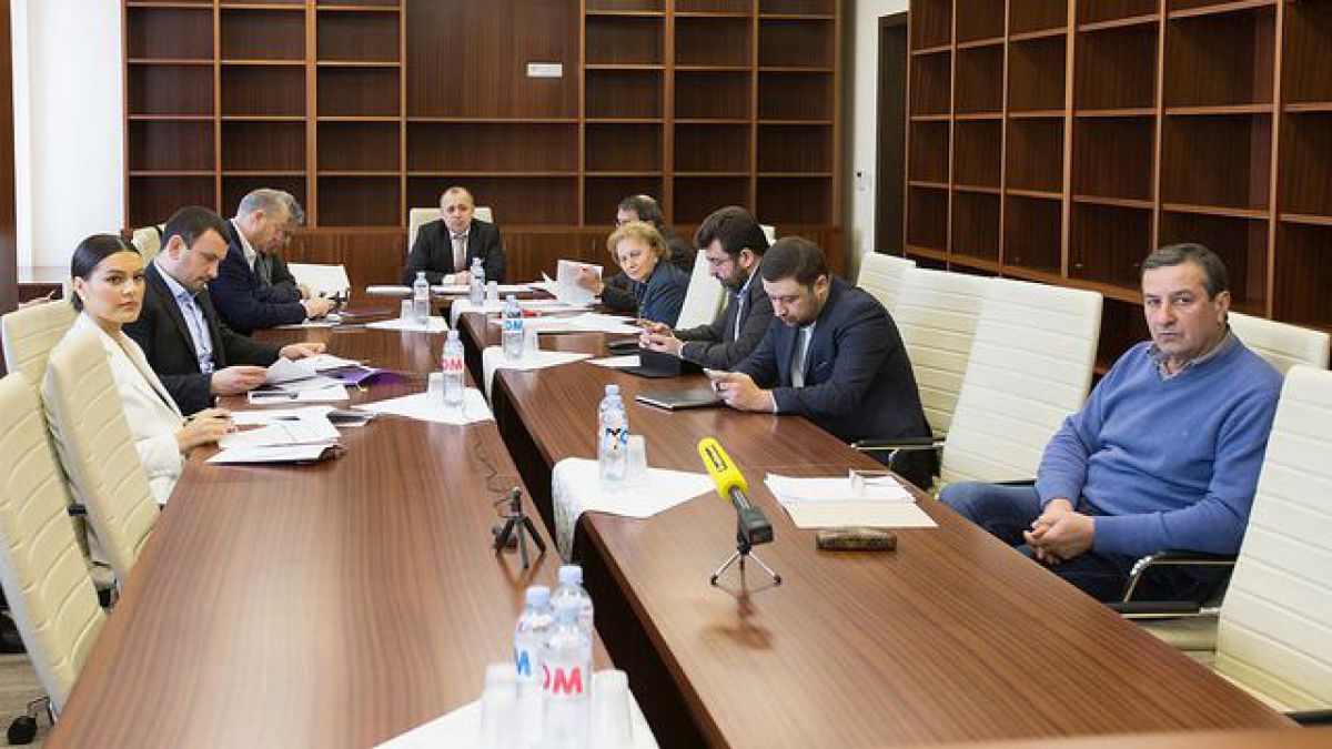 LIVE. Datele din raportul Kroll 2, prezentate deputaților în Comisia parlamentară economie, buget și finanțe