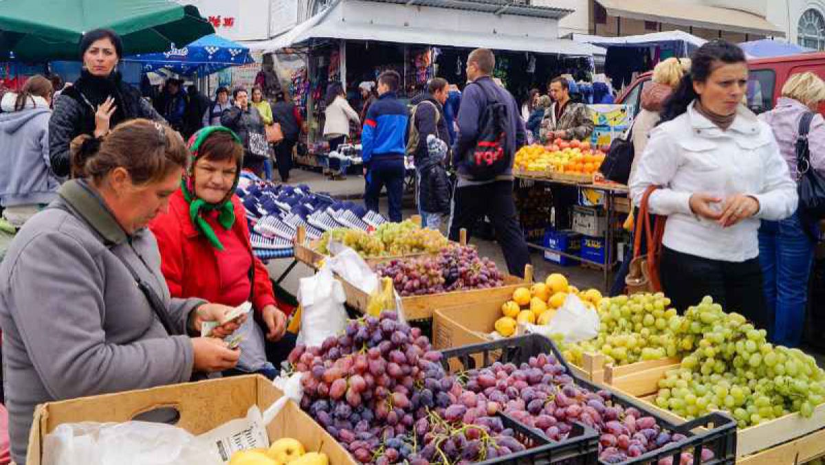 Locuitorii capitalei vor decide unde vor fi amplasate piețe agro-alimentare