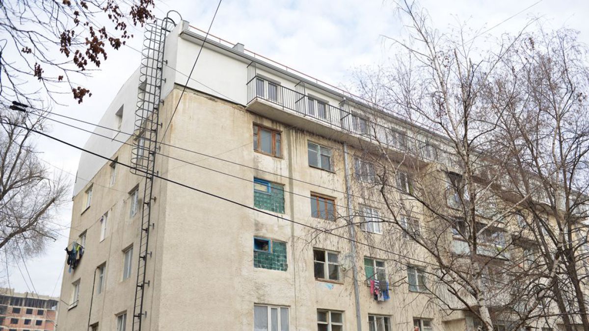 Lucrările de reconstrucție a mansardei incendiate au fost finializate