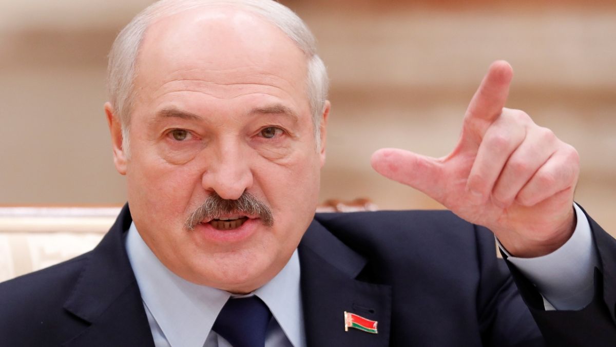 Lukașenko anunță că unități armate belaruse sunt în alertă deplină la hotarul de vest al țării