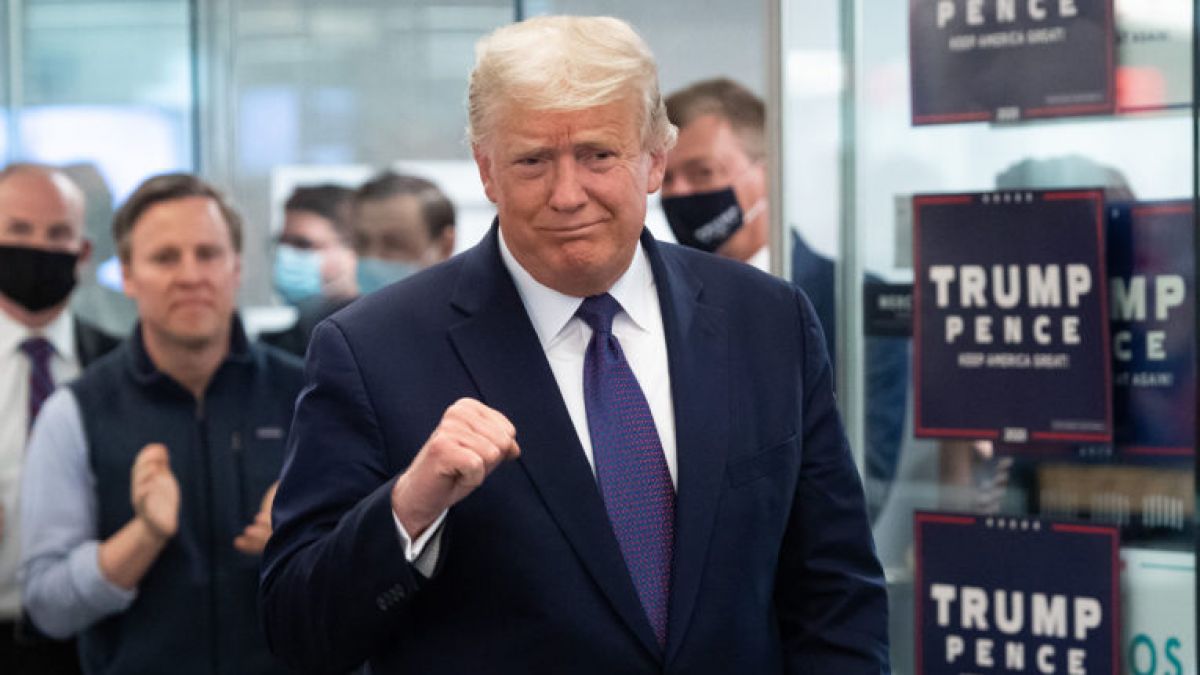 Lupta pentru fotoliul de președinte al SUA continuă, dar Donald Trump e pregătit să sărbătorească victoria: „Rezultatele sunt fenomenale”