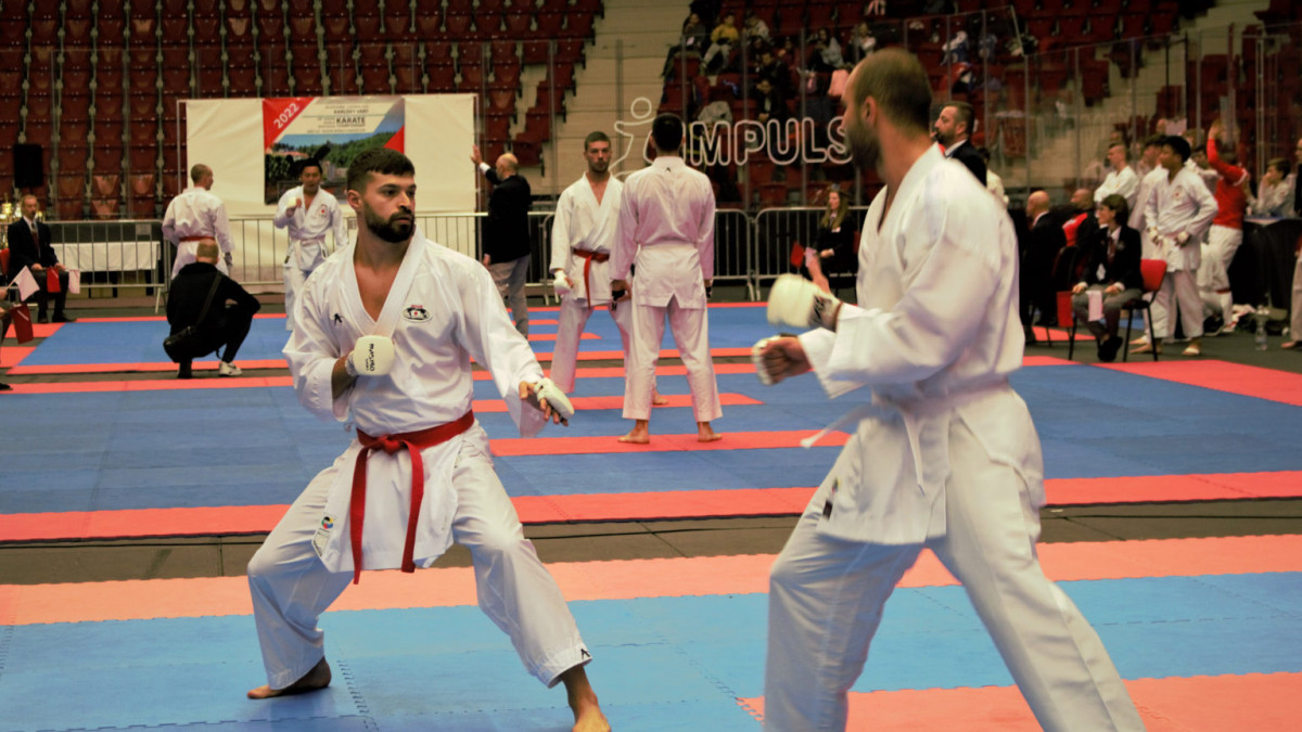 Luptătorii din R. Moldova au cucerit opt medalii la Mondialul de karate shotokan printre seniori
