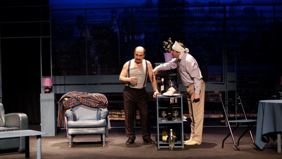 În weekend, cu Teatrul Național Satiricus, vizionează spectacole online