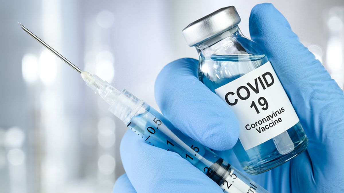 70 de vaccinuri contra COVID-19 sunt în lucru, în prezent. Trei au început a fi testate pe oameni