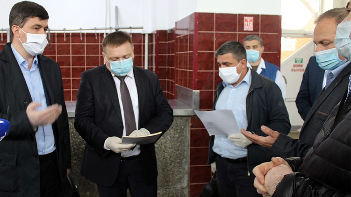 Mai multe instituții și agenți economici, verificați dacă respectă măsurile de sănătate publică. În 34 de cazuri au fost depistate neconformități