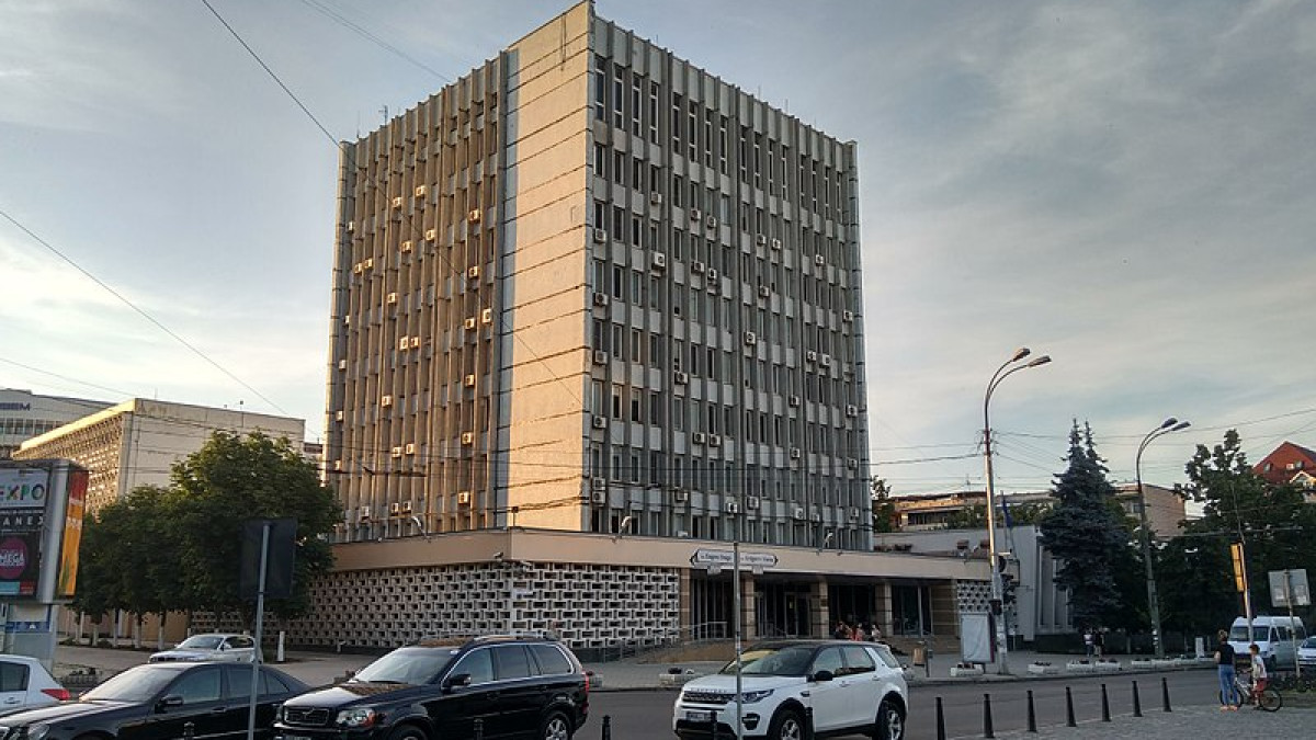Mai mulți ex-angajați ai BNM, printre care fosta viceguvernatoare Emma Tăbîrță, achitați în dosarul „Laundromat”. Procurorii nu vor contesta decizia