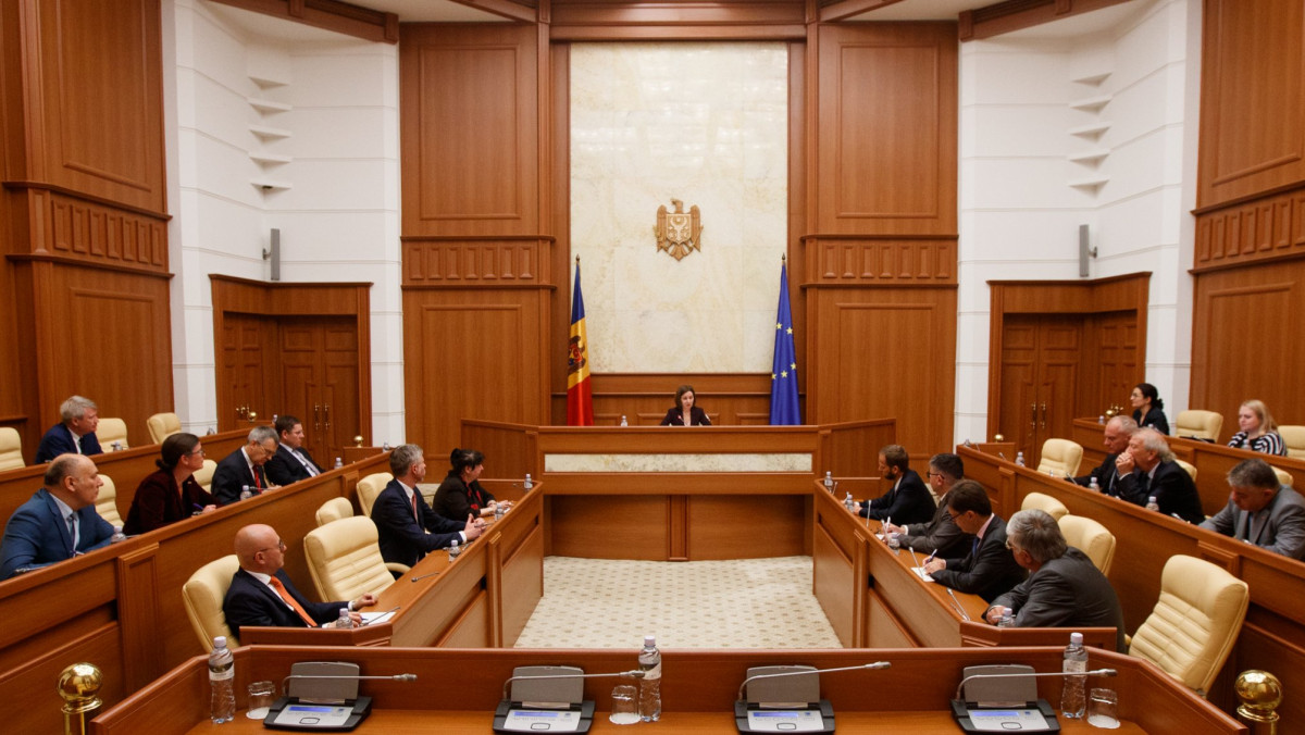 Maia Sandu, în discuții cu ambasadorii statelor UE: „Integrarea europeană este scopul spre care ne sunt îndreptate toate eforturile”