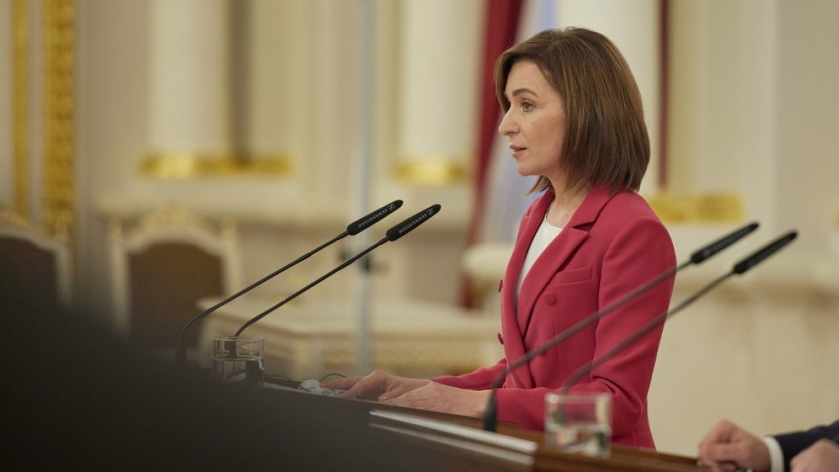 Maia Sandu nu a venit la consultări cu majoritatea formalizată. Cum argumentează