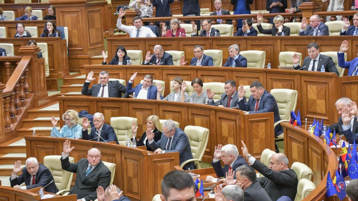„Maia Sandu se teme să își asume guvernarea într-o perioadă atât de grea”. Reacția PSRM, după ce președinta aleasă a spus că actualul Guvern trebuie să plece