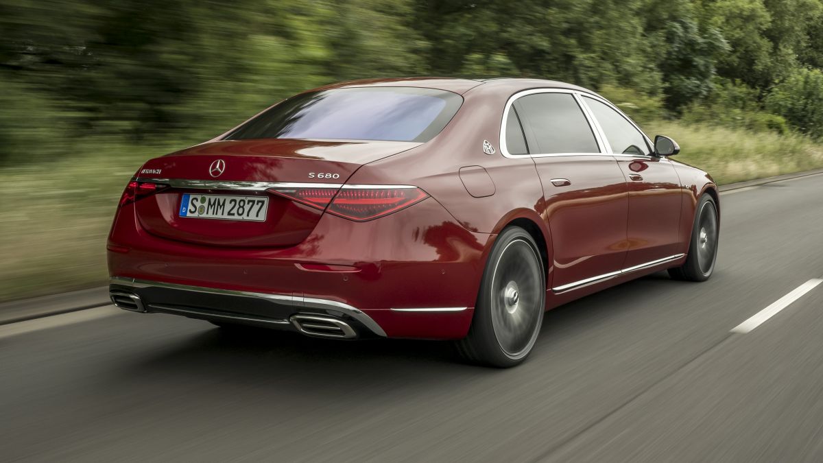Mașini exclusiviste în valoare de peste un milion de euro au ajuns în Moldova. Mercedes-Maybach S-Class, cel mai popular model