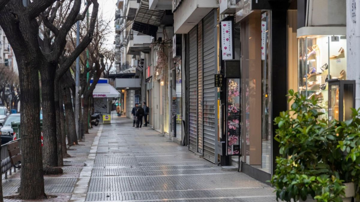 Măsuri drastice în Grecia. Vor fi interzise intrările şi ieşirile din Salonic