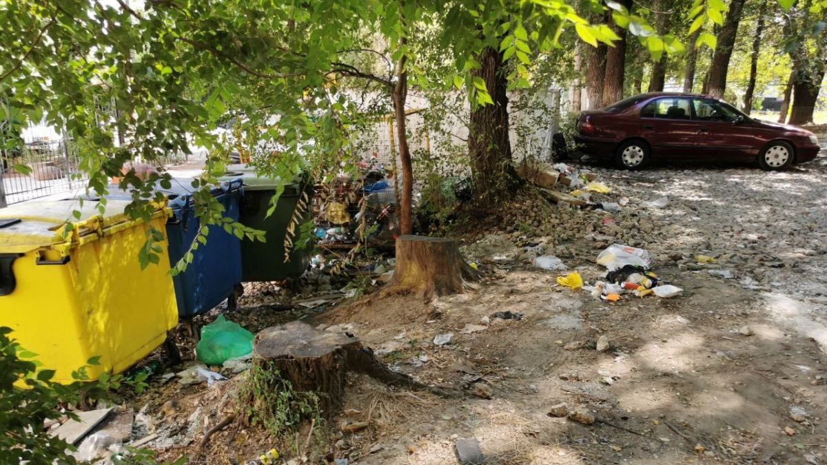 Pe străzile din capitală vor patrula agenți constatatori care vor monitoriza curățenia. Amenzile ajung la 9.000 de lei
