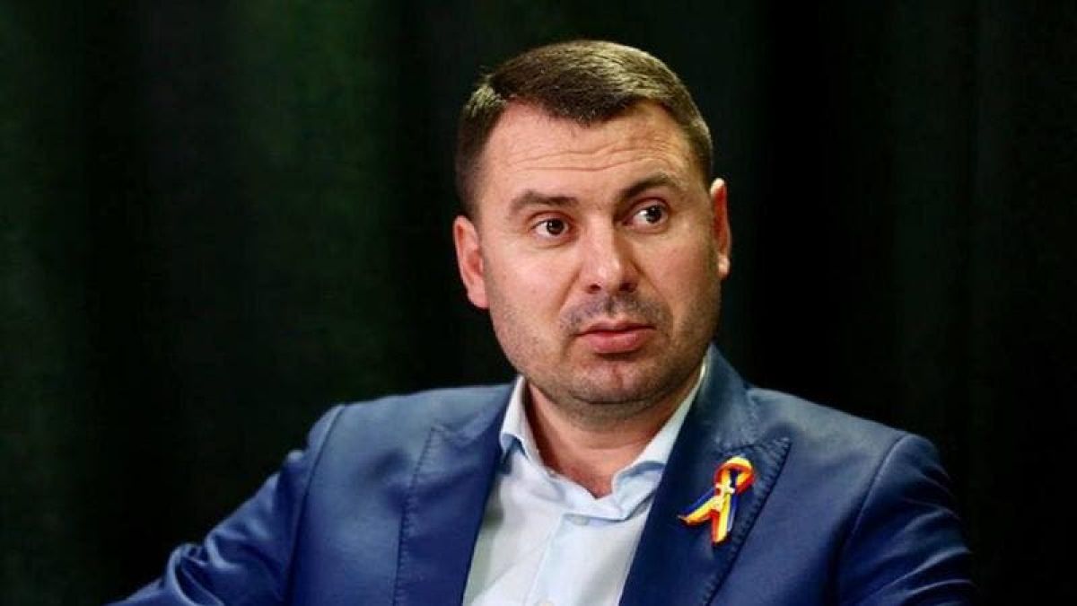 Un grup al Partidului „Democrația Acasă” îl acuză pe Vasile Costiuc că i-a trădat și s-a autoproclamat liderul formațiunii fără să organizeze un Congres