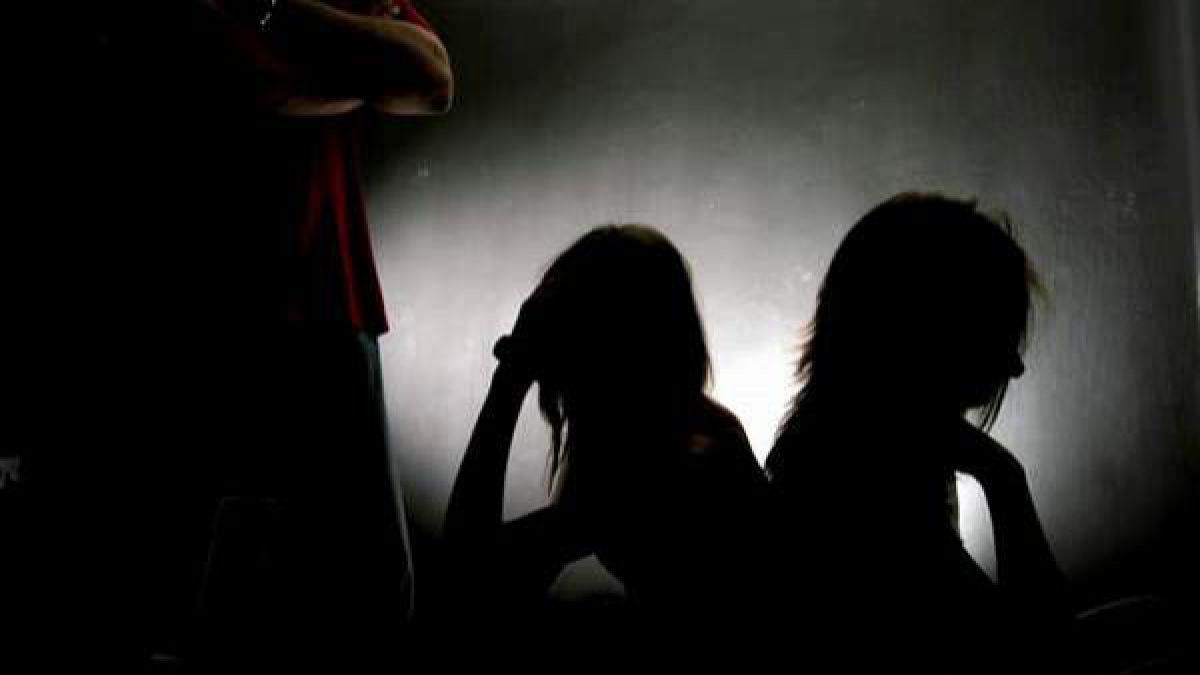 Metoda „Loverboy”, tot mai des utilizată pentru racolarea moldovencelor în prostituție