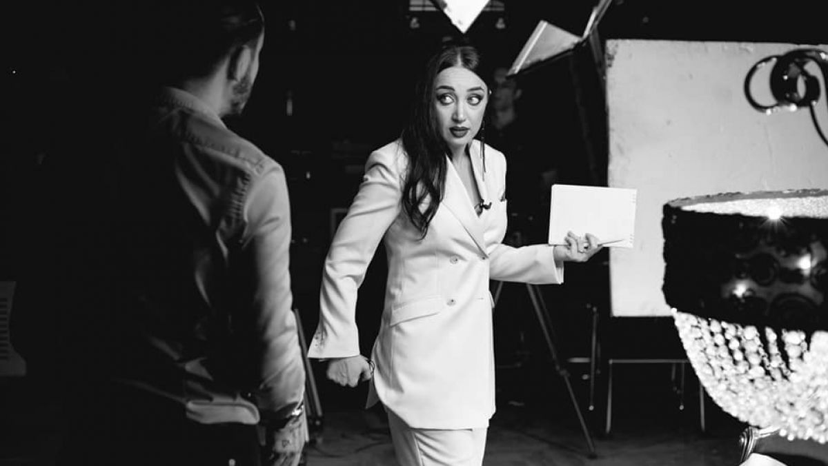 „Mi-au luat aerul, libertatea și puterea” sau „teatrul ajunge să fie coadă de câine”: Mesajul unei actrițe din R. Moldova de Ziua actorului (VIDEO)