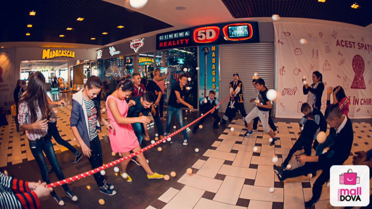 Mii de zâmbete pentru copiii din Leova, la Shopping MallDova
