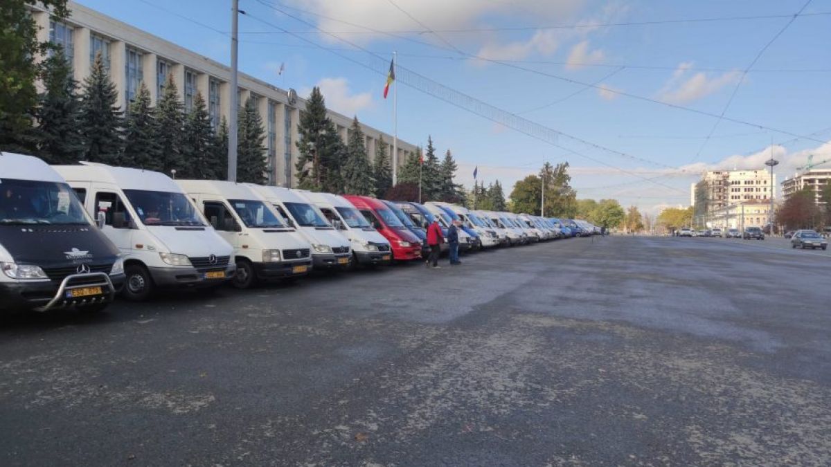Ministerul Infrastructurii despre protestul transportatorilor: „Soluția rămâne dialogul”