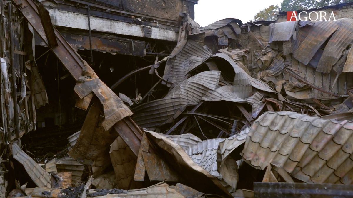 Ministrul Culturii, lângă ruinele Filarmonicii Naționale: „Trebuie să reconstruim o filarmonică nouă, dar cu păstrarea elementelor arhitecturale”