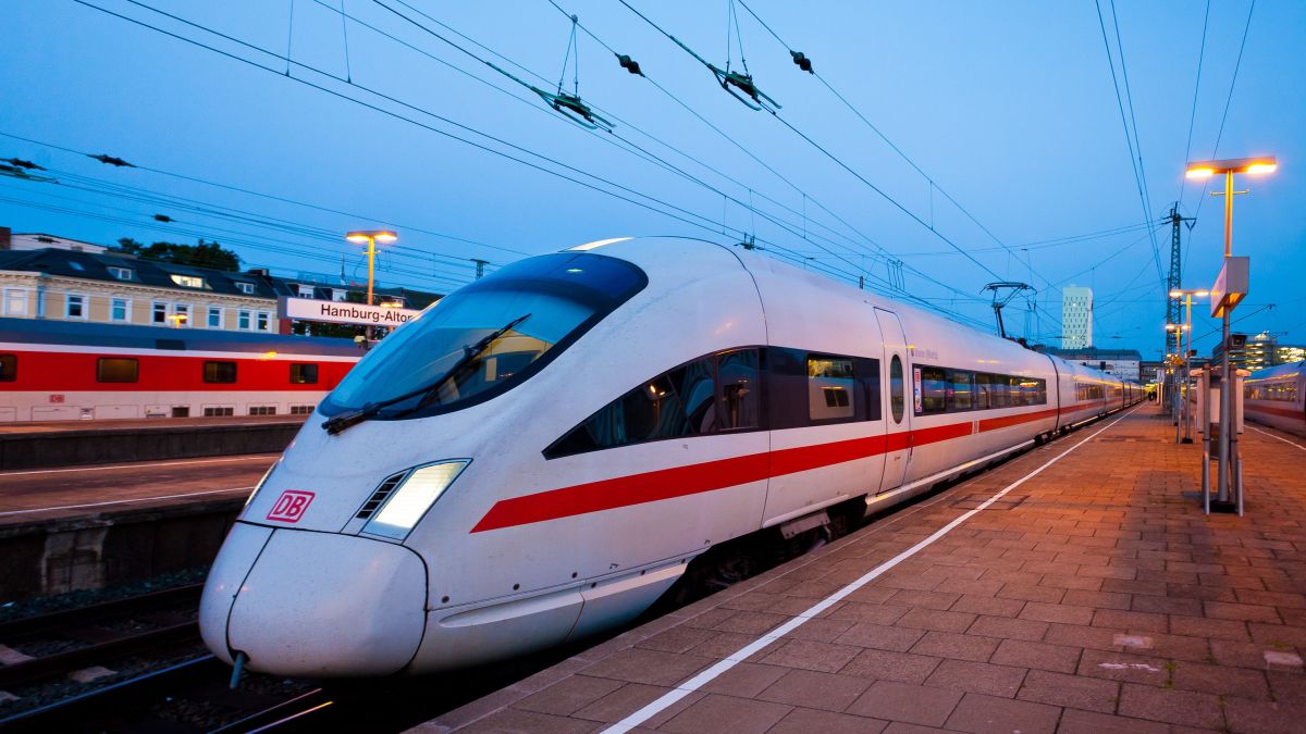 Ministrul german al Transporturilor propune o reţea paneuropeană de trenuri de mare viteză