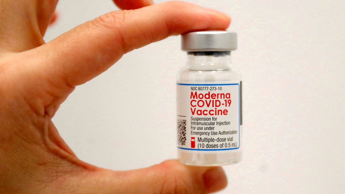 Moderna anunță că doza booster a vaccinului său crește protecţia împotriva variantei Omicron