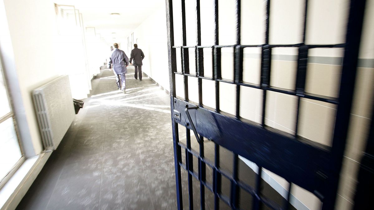 Moldoveanul care a ucis în Italia prietena însărcinată ajunge în închisoare pentru deținuții acuzați de crime grave