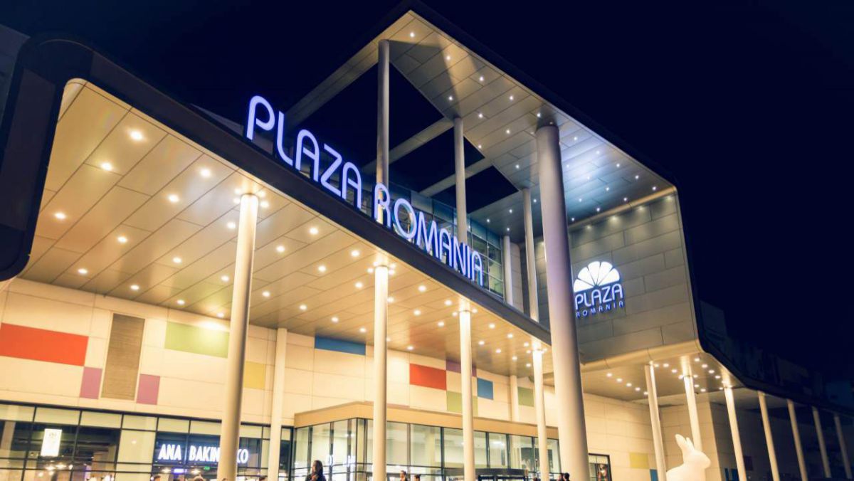 Moldovenii își vor putea reînnoi pașapoartele românești la un oficiu deschis într-un mall din București