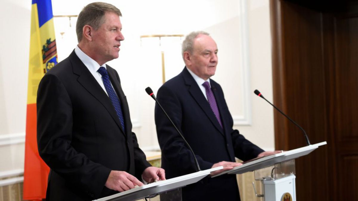 Nicolae Timofti se întâlnește astăzi cu Iohannis și Cioloș