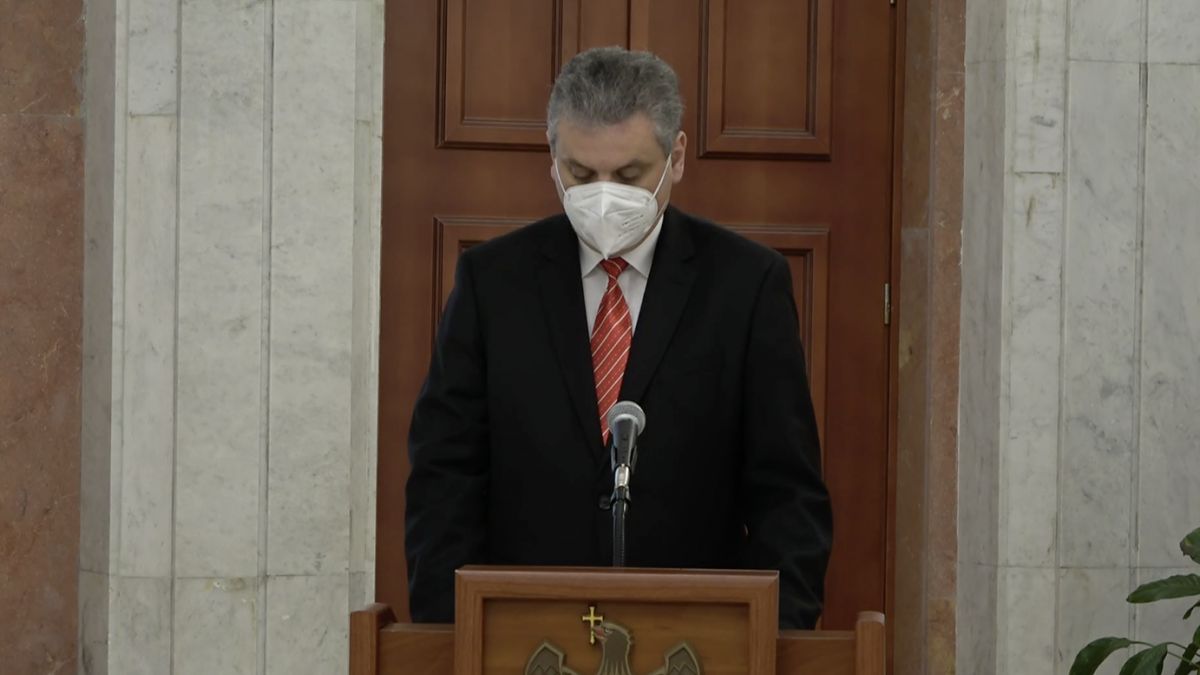 Noul vicepremier pentru Reintegrare, Oleg Serebrian, a depus jurământul de învestire în funcție (LIVE)