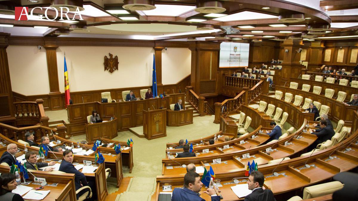 PD și PPEM au propus o Declarație de retragere a forțelor militare ruse de pe teritoriul RM. Socialiștii au părăsit sala