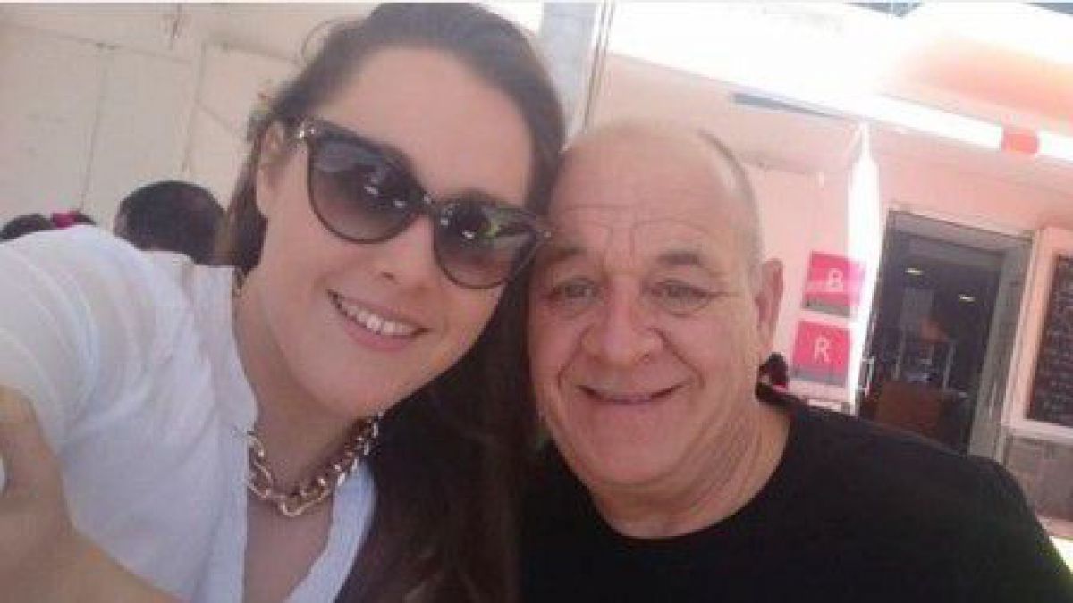 O familie britanică caută bani pentru a-l scoate pe tatăl inconștient din Moldova