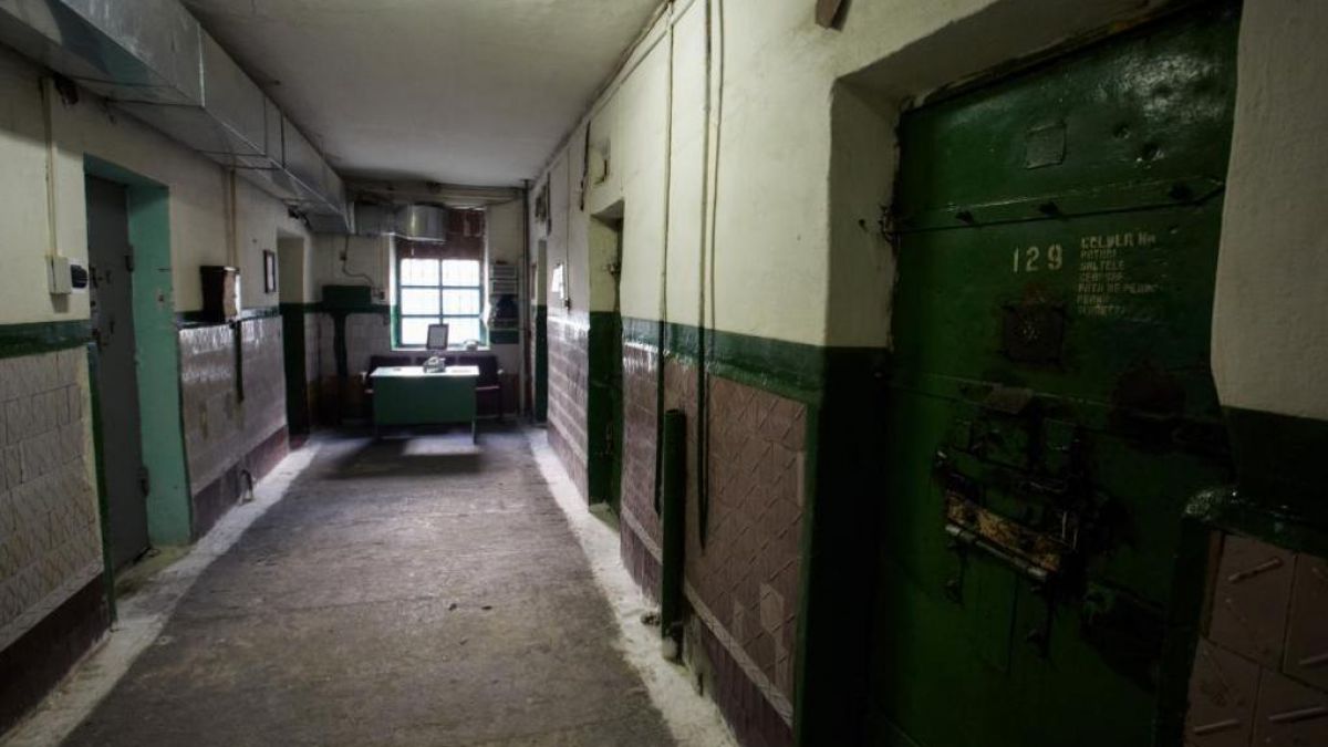 Ofițer la Penitenciarul nr. 8 din Bender și administrator de bar. Un angajat al ANP, luat la ochi de ANI