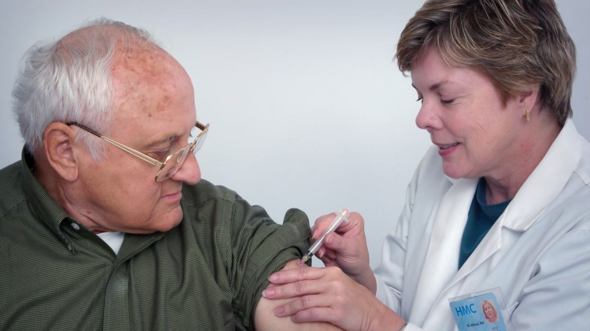 Opinia cercetătorilor: Vaccinurile anti-COVID-19 cu aplicare locală prin pulverizare ar putea fi un antidot revoluționar