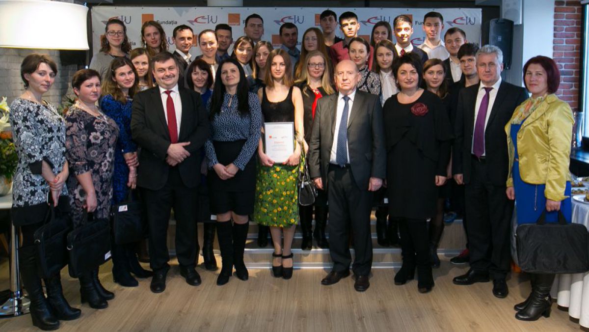 Orange Digital School. Burse pentru studenţi şi tineri profesori în domeniul IT