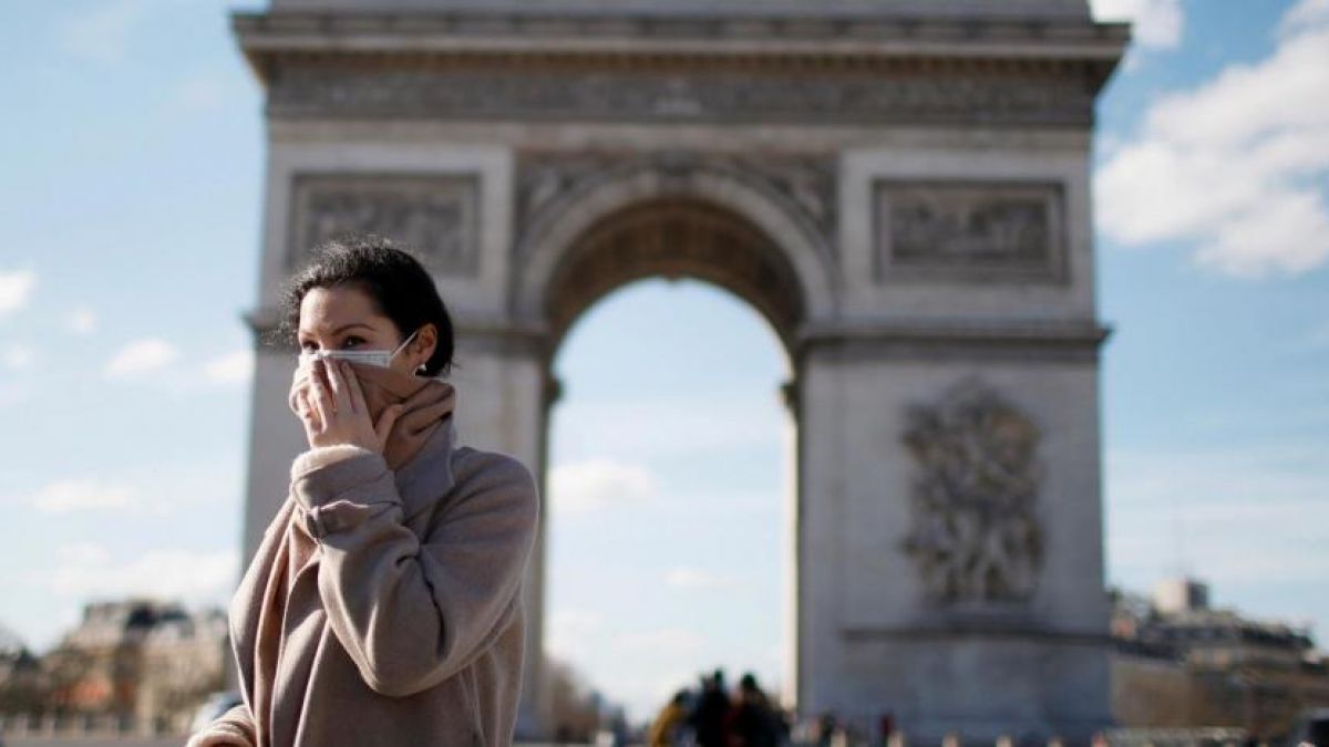 Pandemia COVID-19: La Paris se instituie nivel maxim de alertă pentru două săptămâni