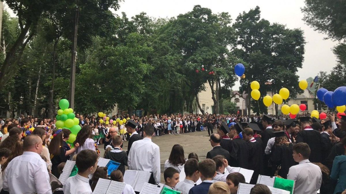 Pandemia lasă elevii fără careuri festive dedicate încheierii anului școlar