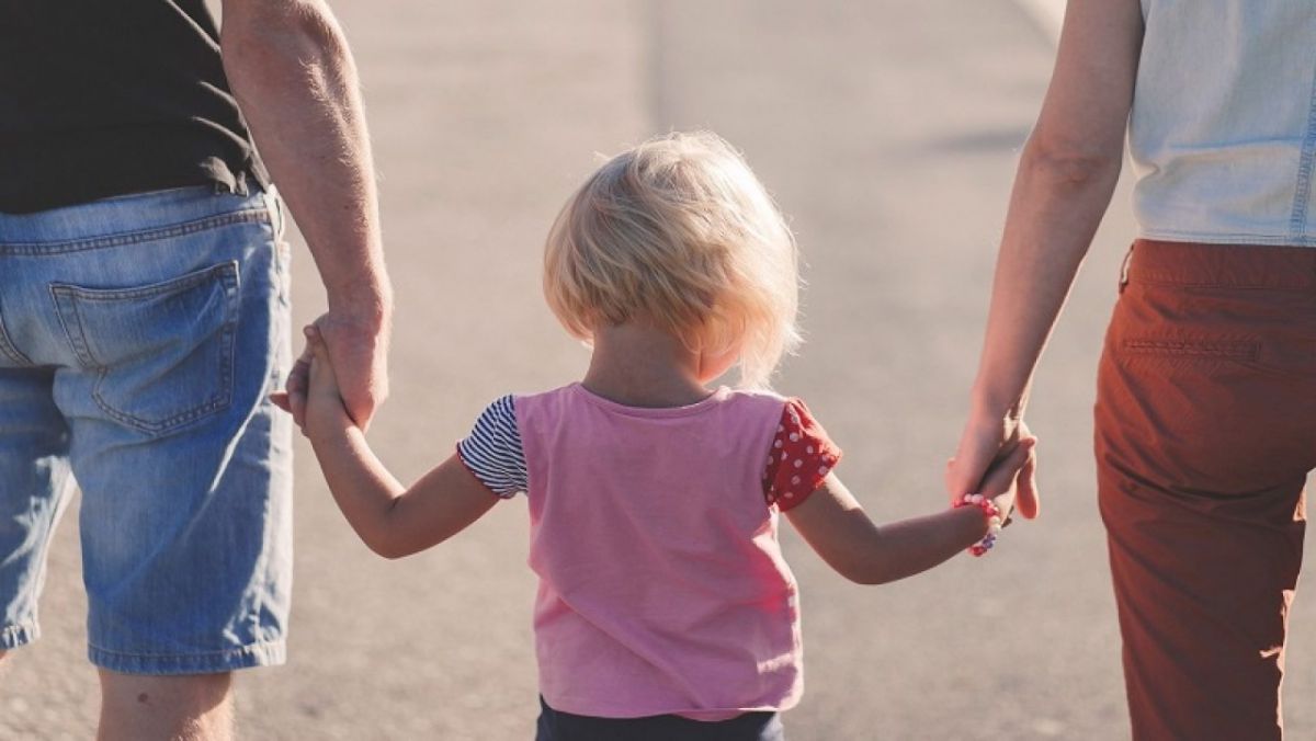 Părinții ar putea avea zile libere în perioada în care sunt închise instituțiile de învățământ