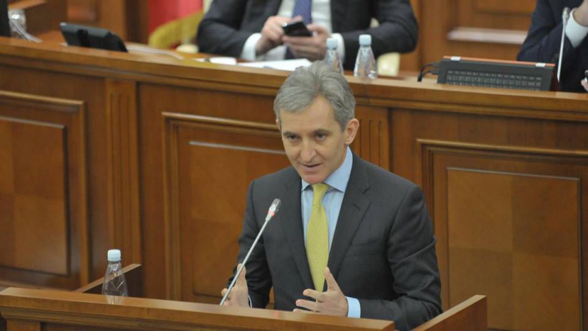 Parlamentul a respins moțiunea simplă împotriva vicepremierului Leancă